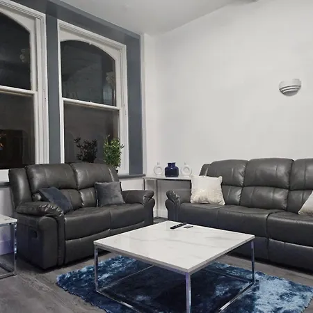 Centenary Apartamento