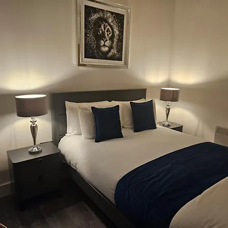 Centenary Apartamento